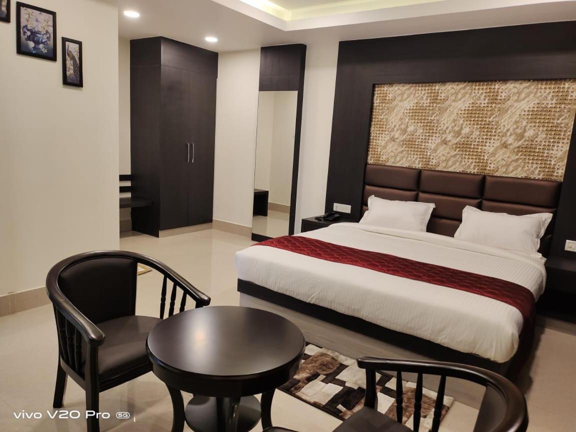 The Northern Lights Hotel Port Blair Exterior photo