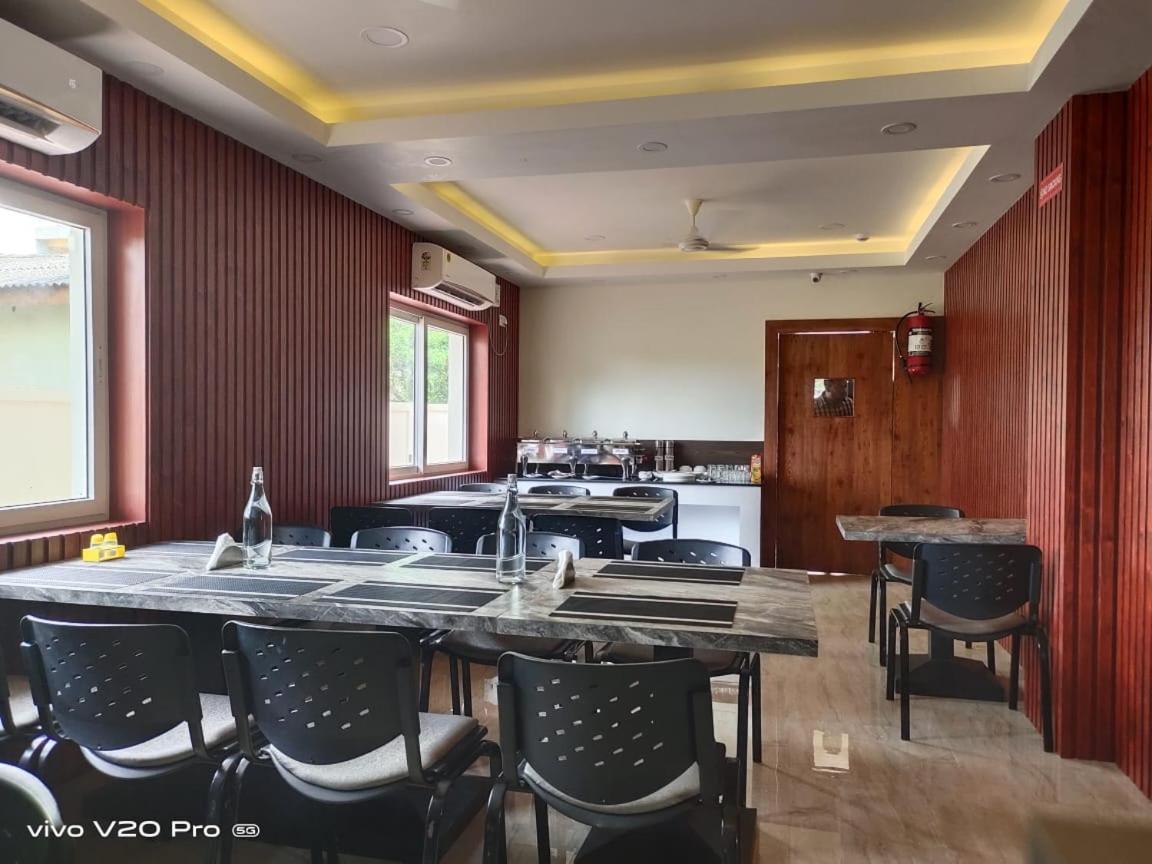 The Northern Lights Hotel Port Blair Exterior photo
