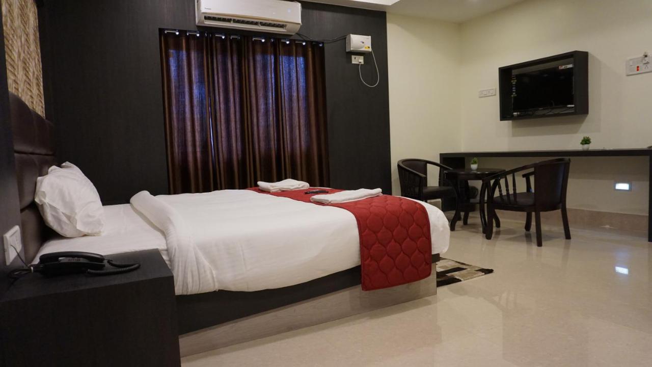The Northern Lights Hotel Port Blair Exterior photo